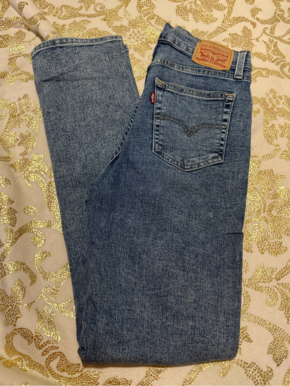 Levi's Women’s Medium Blue Straight Leg Jeans